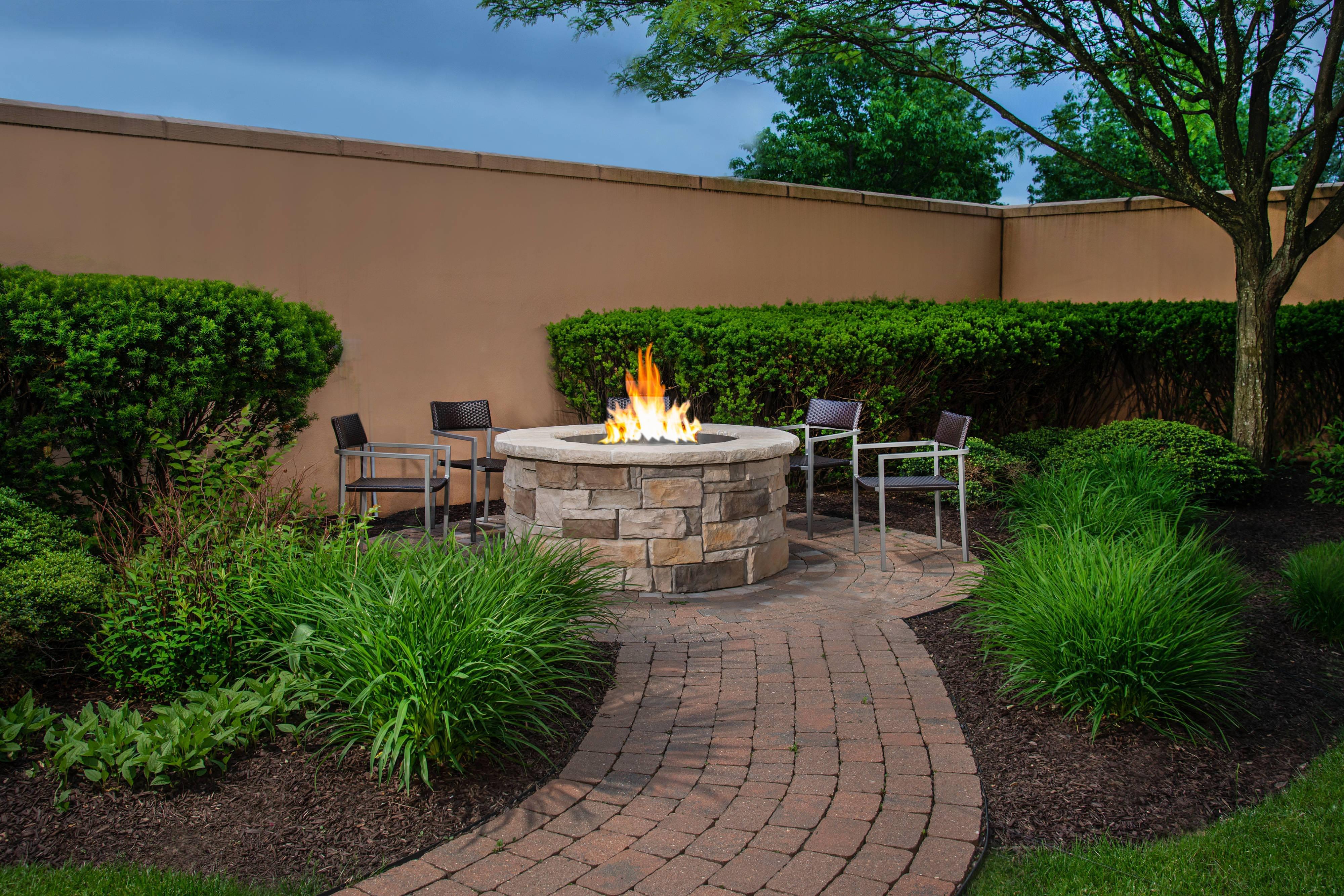 Sonesta Select Allentown Bethlehem Airport Екстериор снимка